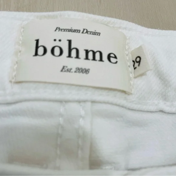 NWT Bohme Carmen Button White Bermuda Shorts Stretch Women's 29 Raw High Rise - Picture 4 of 15
